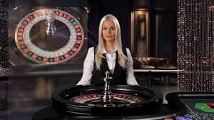 Antarmuka aplikasi mobile dagangjudi menampilkan menu utama dengan permainan live dealer dan sportsbook